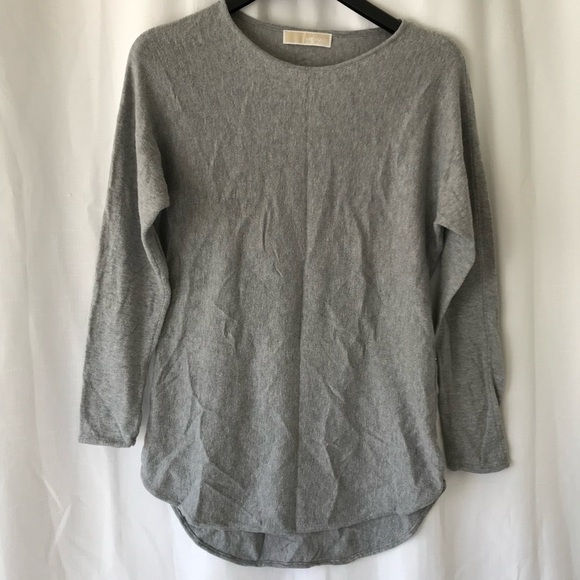 Micheal micheal kors gray long sleeve lightweight sweater size medium - Picture 1 of 10